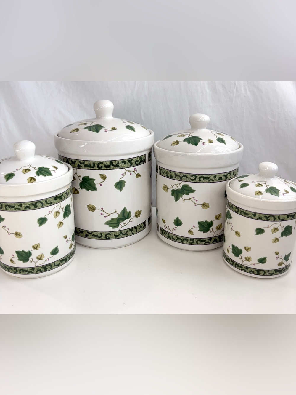 Sango Ivy Charm Ceramic 4 piece Canister Set White and Green Vintage Y2K 8854